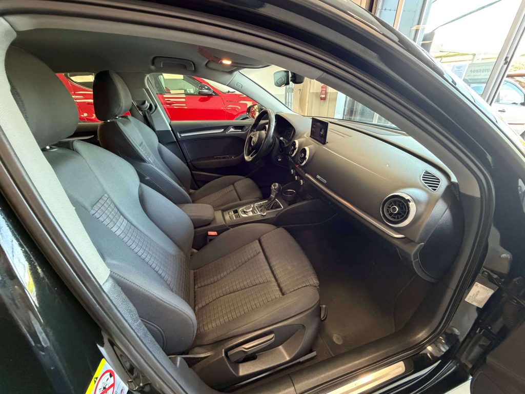 Audi A3  AUDI A3 SPB 150 CV STRONIC