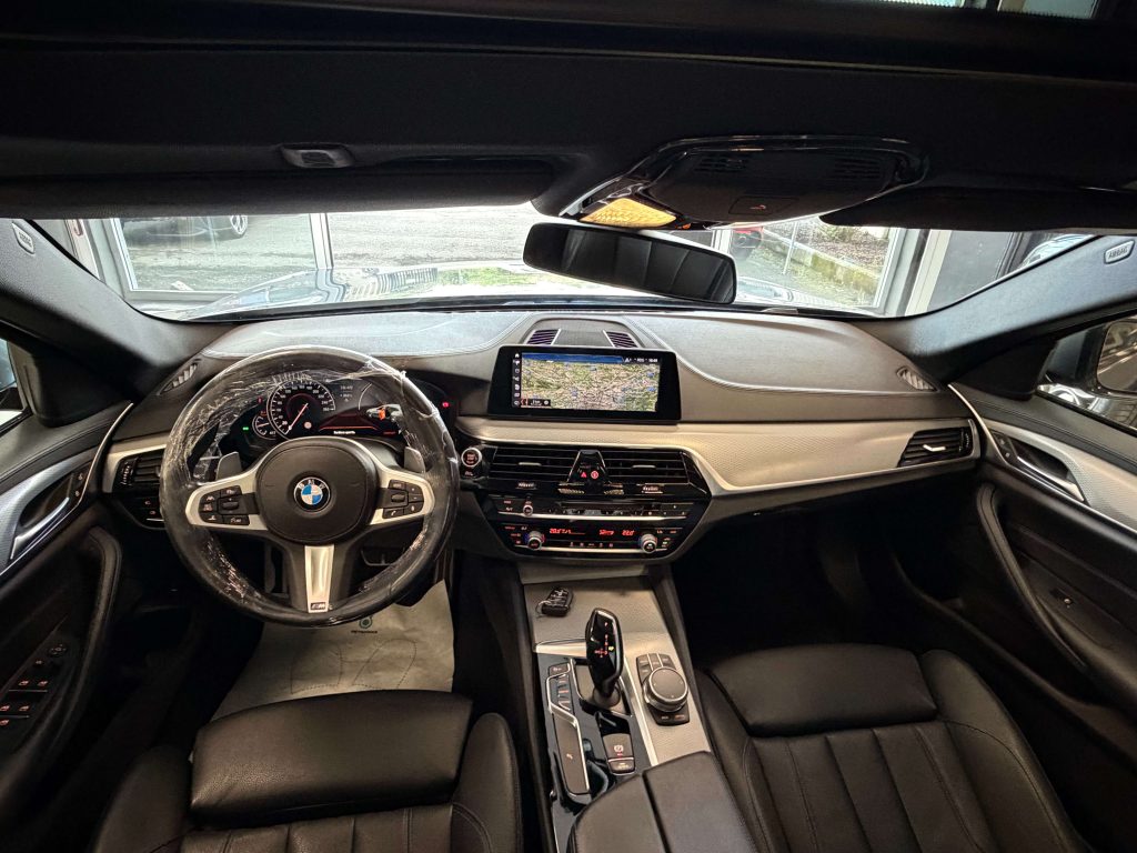 BMW 525  Serie 5Touring 525d Touring Msport auto TETTO