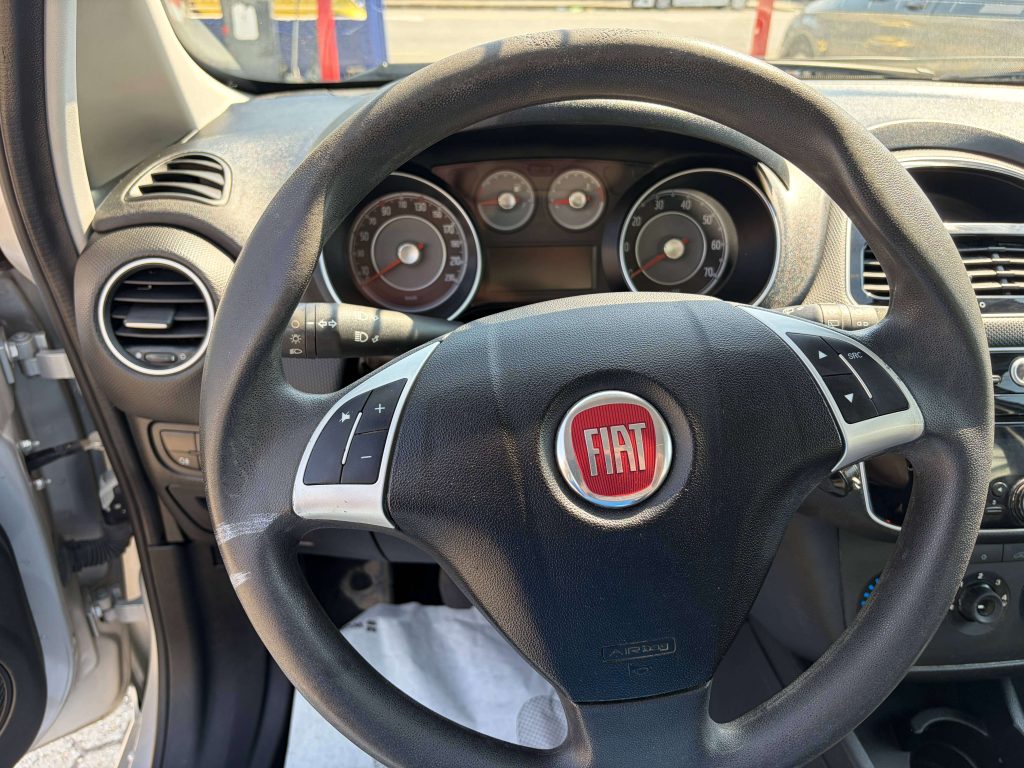 Fiat Punto  Punto III 5p 1.3 mjt 16v Street (easy) 75cv