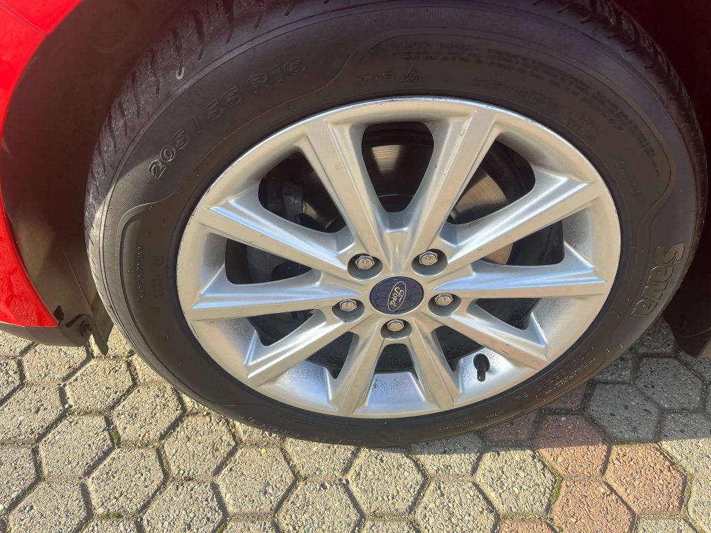Ford C-Max  C-Max III 1.6 Plus Gpl 120cv