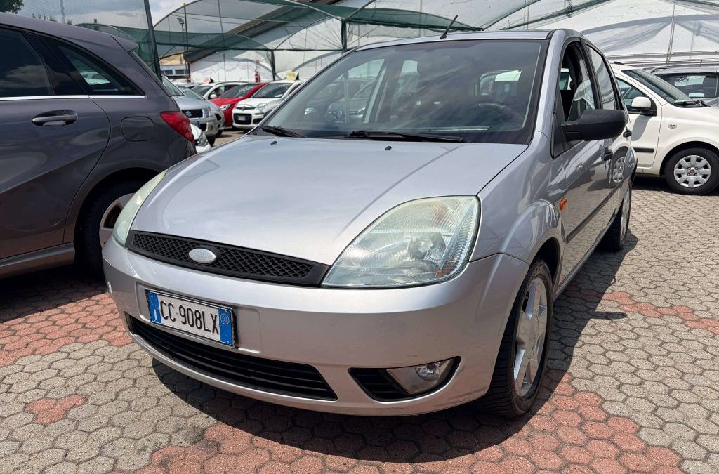 Ford Fiesta Fiesta V 2002 5p 1.2 16v Ghia