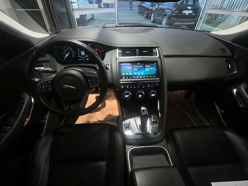 Jaguar E-Pace  E-Pace 2.0 i awd 200cv auto