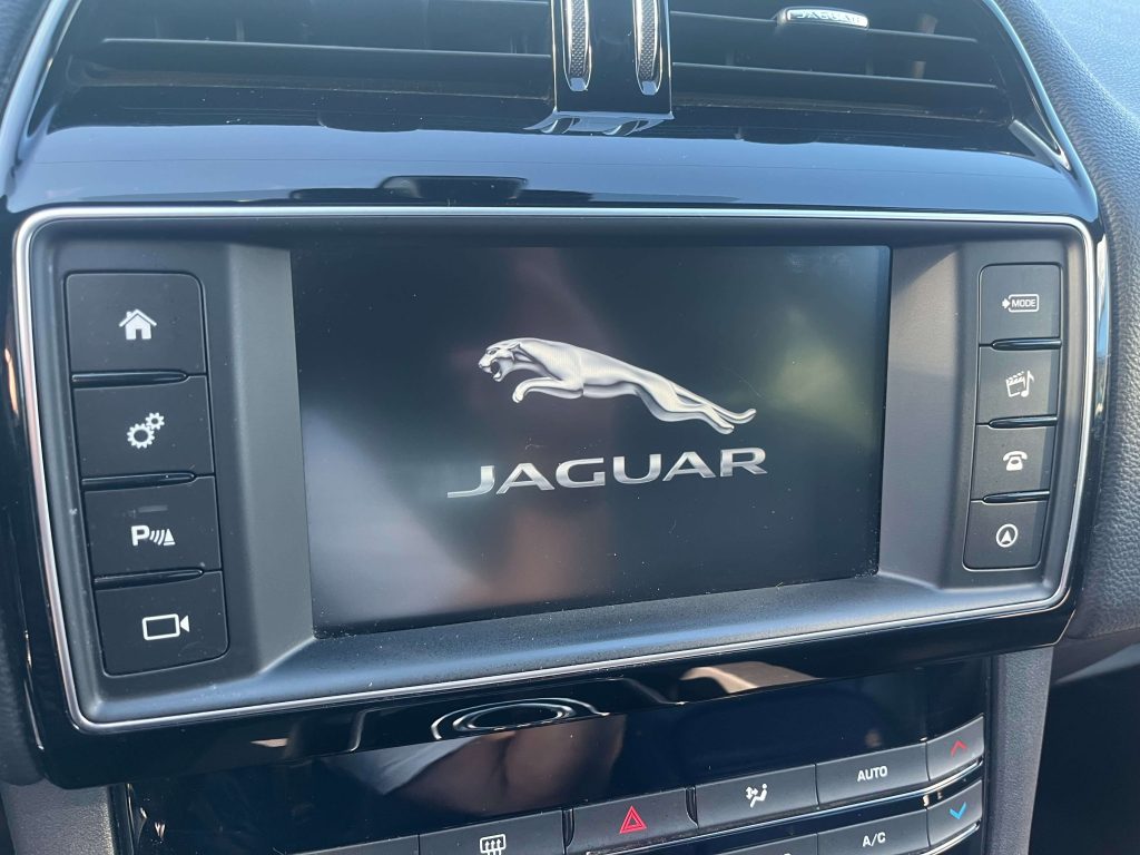 Jaguar F-Pace  F-Pace 3.0d V6 Prestige awd 300cv auto