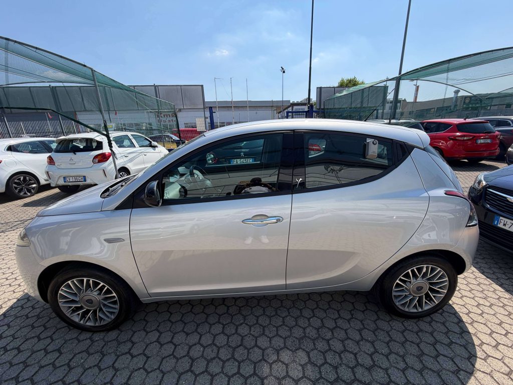 Lancia Ypsilon  Ypsilon III 1.3 mjt Gold s