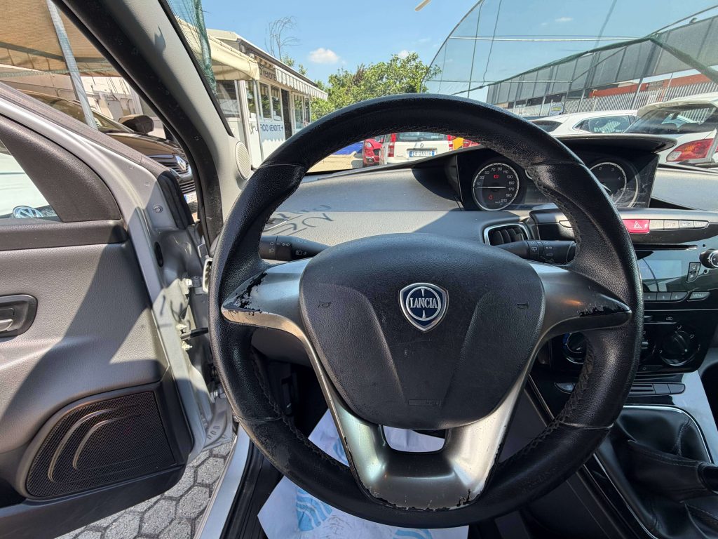 Lancia Ypsilon  Ypsilon III 1.3 mjt Gold s
