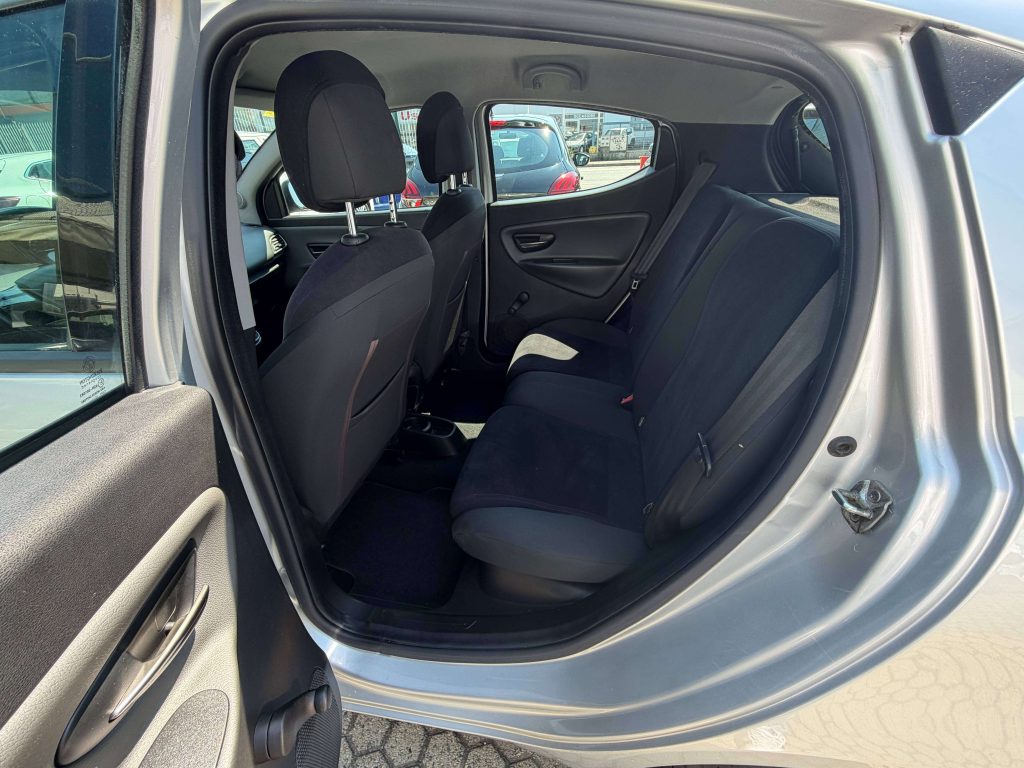 Lancia Ypsilon  Ypsilon III 1.3 mjt Gold s