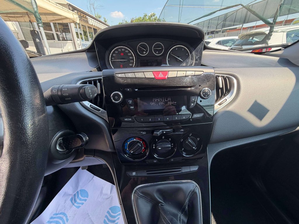 Lancia Ypsilon  Ypsilon III 1.3 mjt Gold s