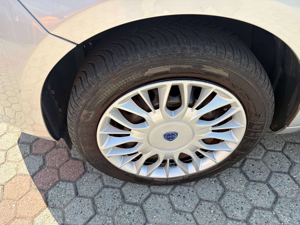Lancia Ypsilon  Ypsilon III 2011 1.3 mjt Silver s