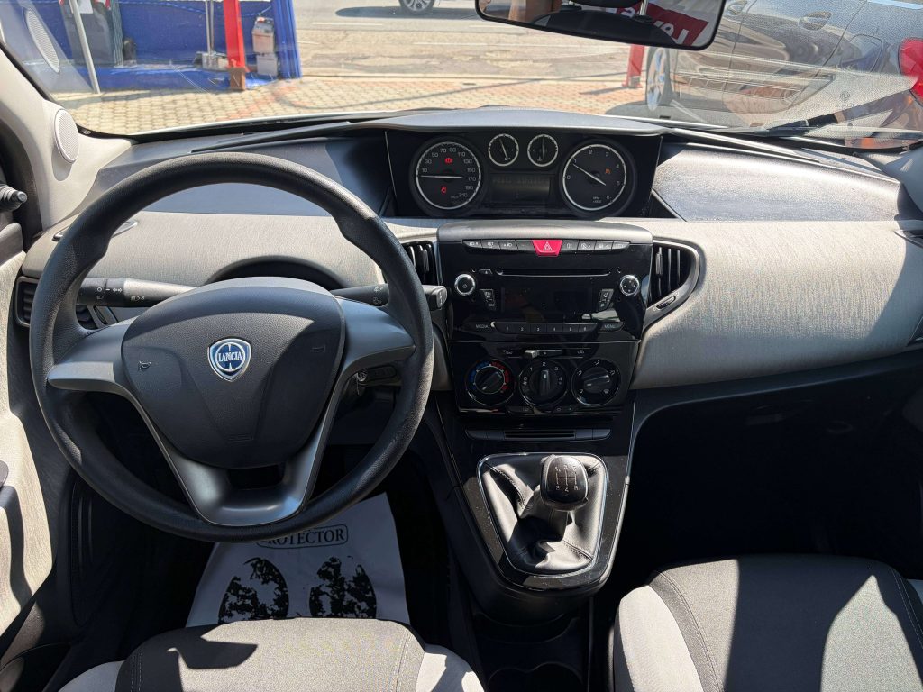Lancia Ypsilon  Ypsilon III 2011 1.3 mjt Silver s