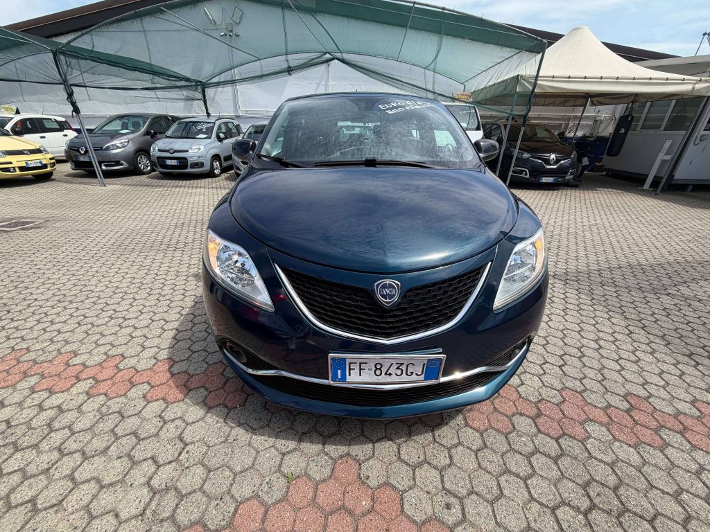 Lancia Ypsilon  Ypsilon III 2015 1.3 mjt Platinum s