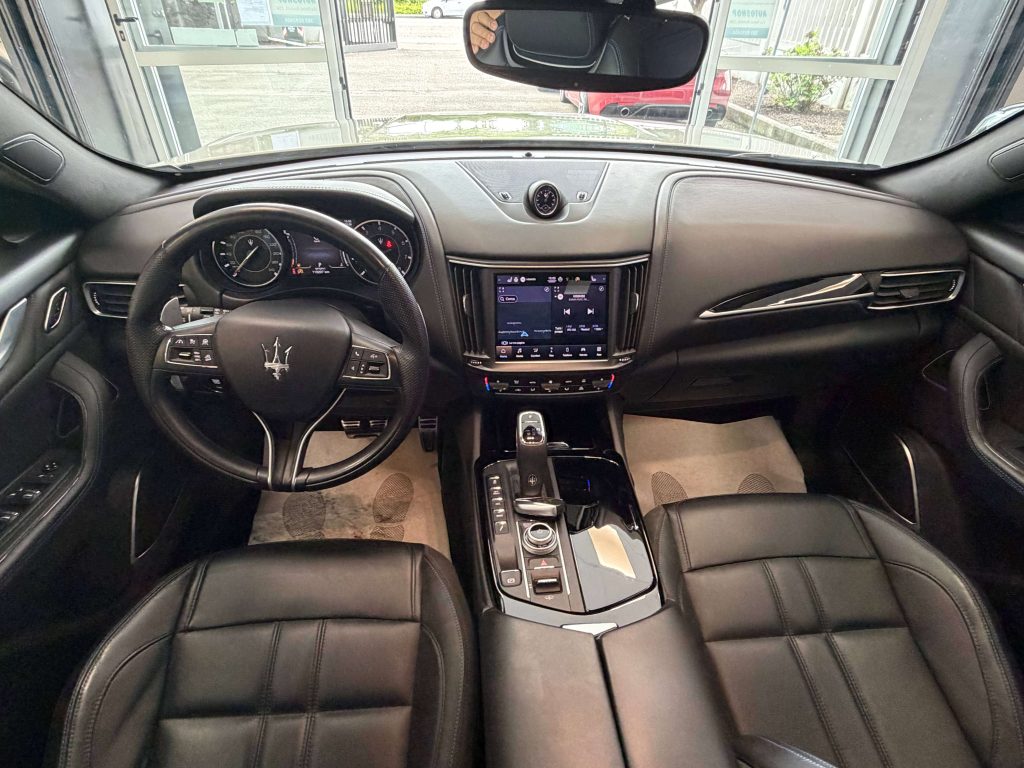 Maserati Levante  Levante 2.0 mhev GT 330cv auto