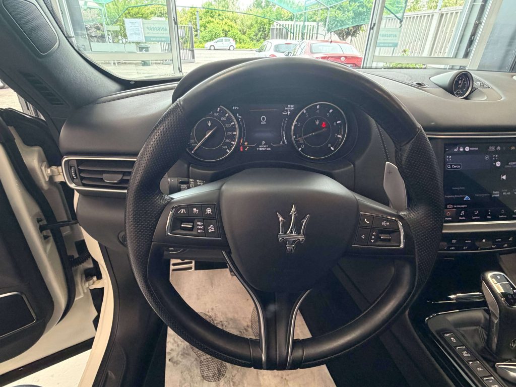 Maserati Levante  Levante 2.0 mhev GT 330cv auto