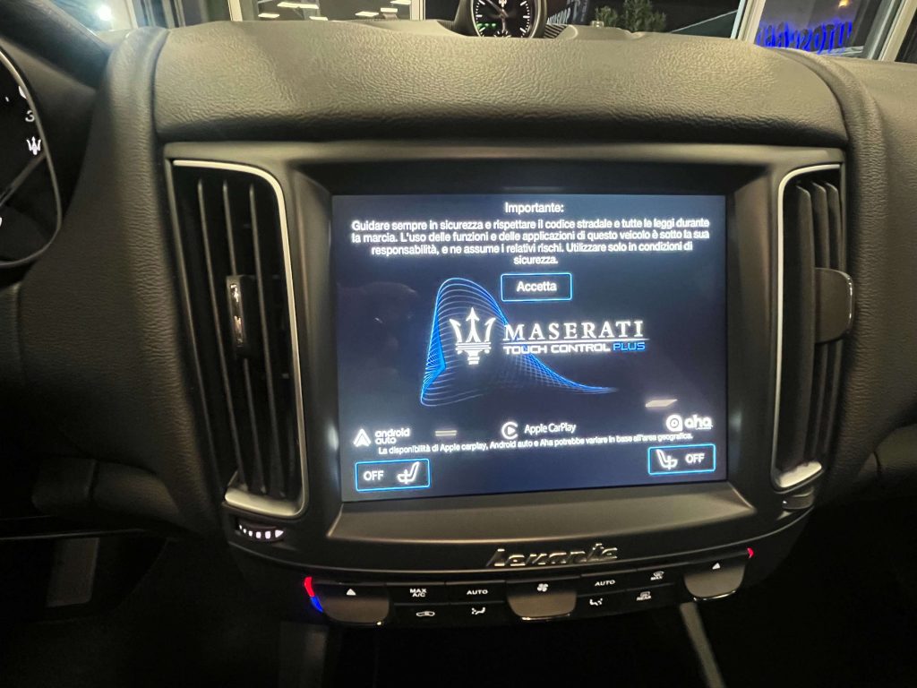 Maserati Levante  Levante 3.0 V6 Granlusso 275cv auto my20