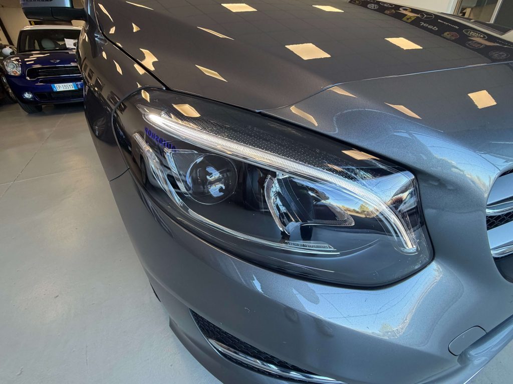 Mercedes-Benz B 180  Classe B – T246 d Premium Next