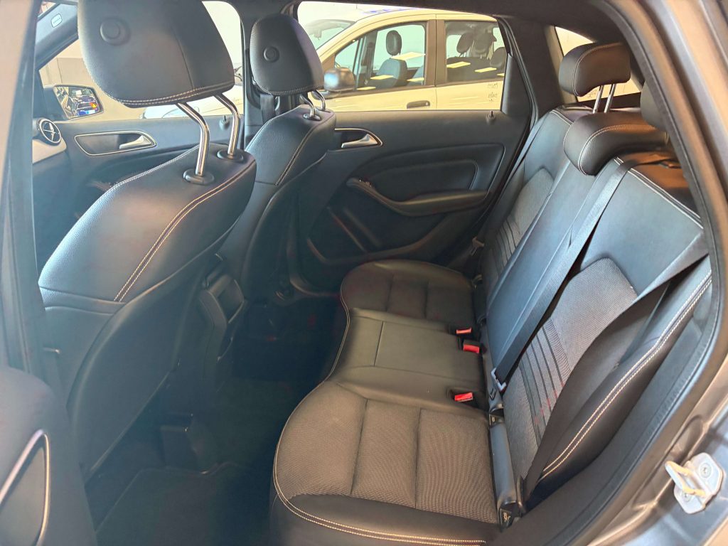 Mercedes-Benz B 180  Classe B – T246 d Premium Next