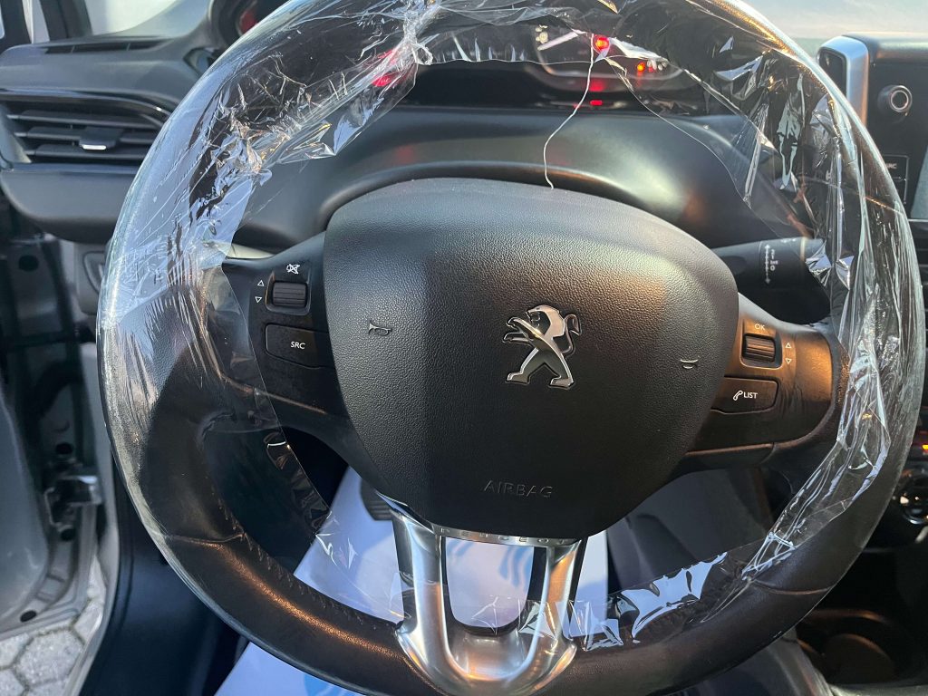 Peugeot 208  208 I 5p 1.2 puretech Active gpl 82cv
