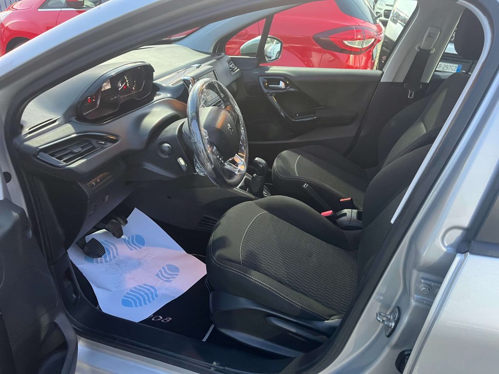 Peugeot 208  208 I 5p 1.2 puretech Active gpl 82cv