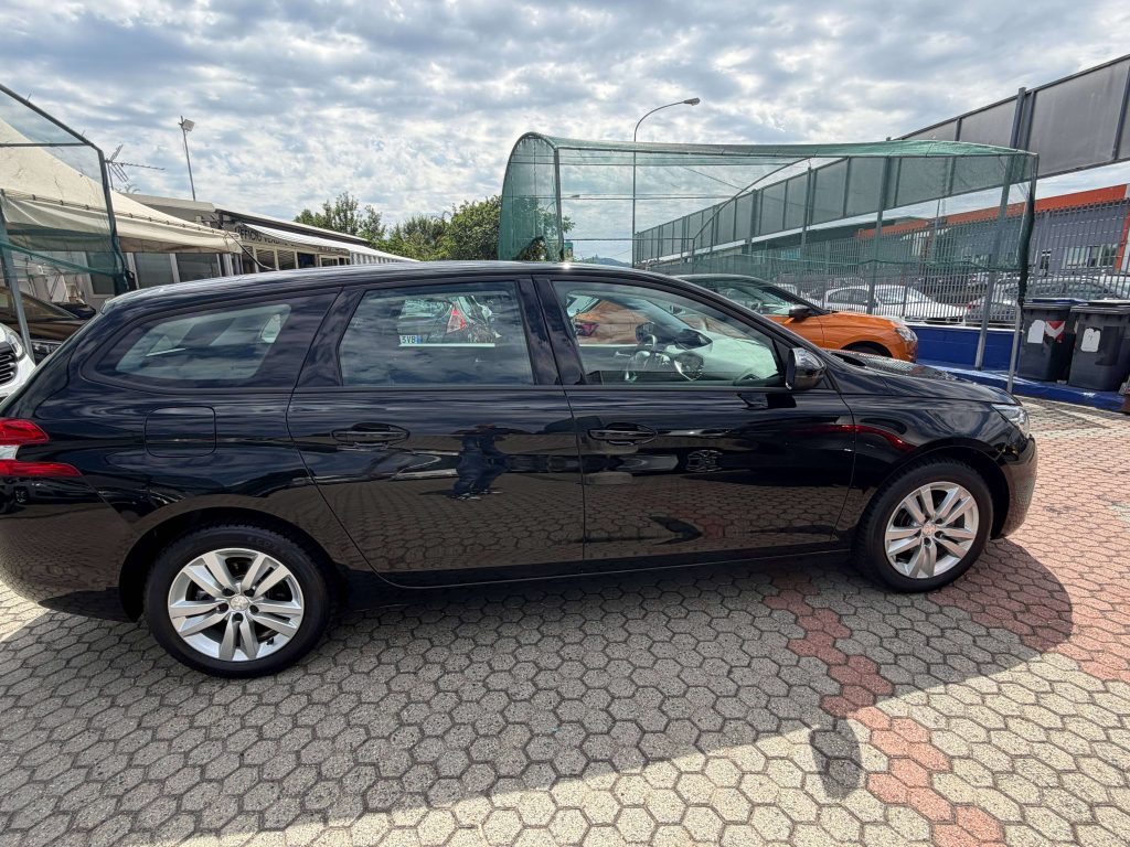 Peugeot 308  308 II 2018 SW SW 1.5 bluehdi Active Business s