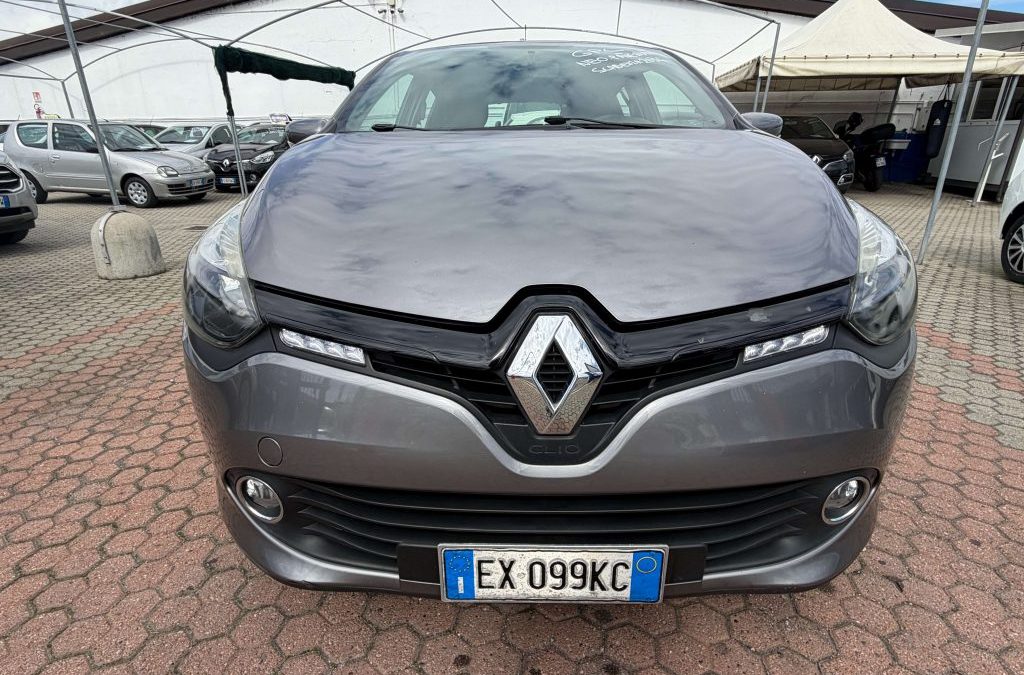 Renault Clio  Clio IV 2014 5p 1.2 Live Gpl 75cv
