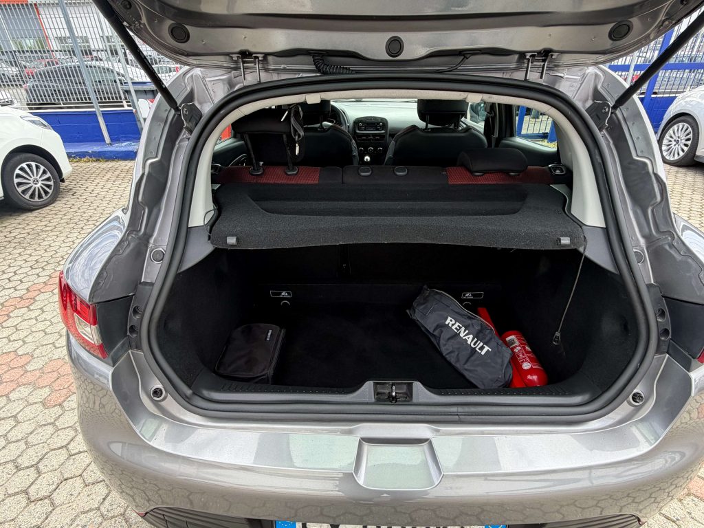 Renault Clio  Clio IV 2014 5p 1.2 Live Gpl 75cv