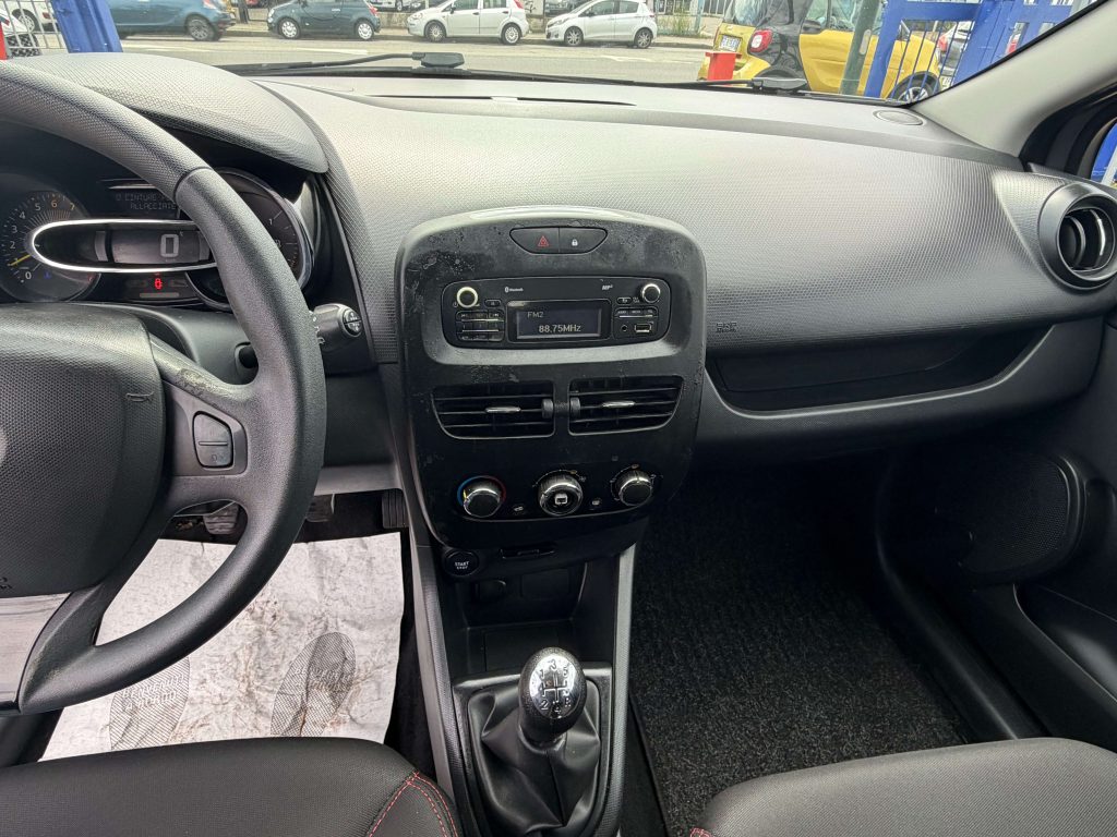 Renault Clio  Clio IV 2014 5p 1.2 Live Gpl 75cv