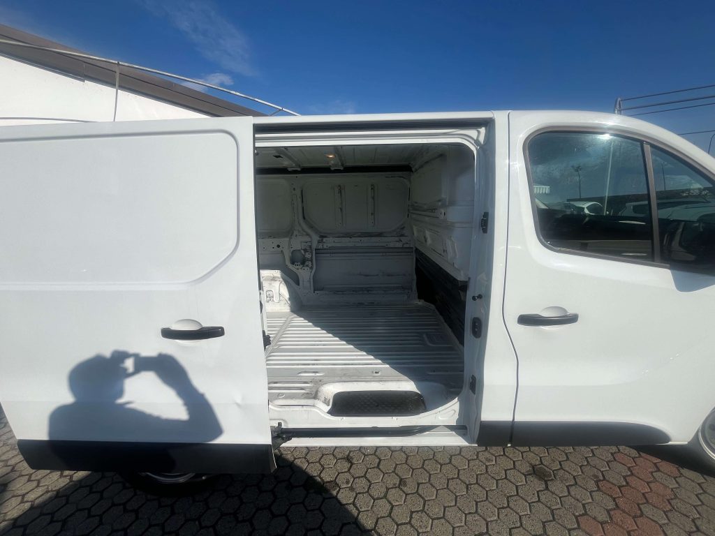 Renault   TRAFIC