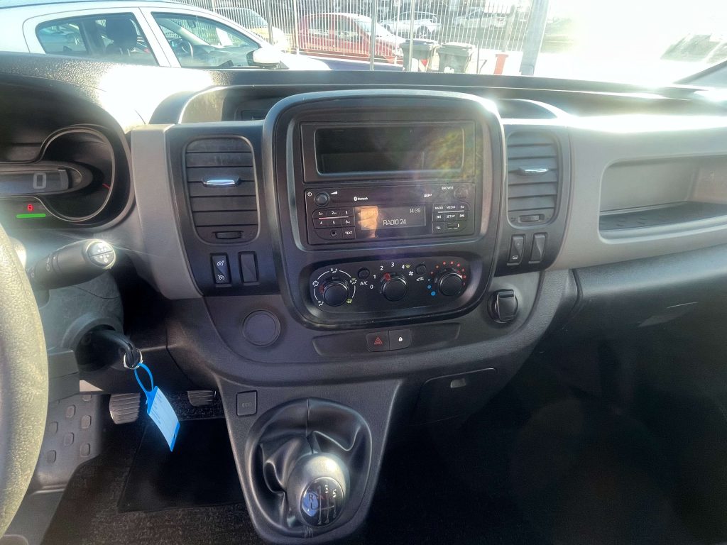 Renault   TRAFIC