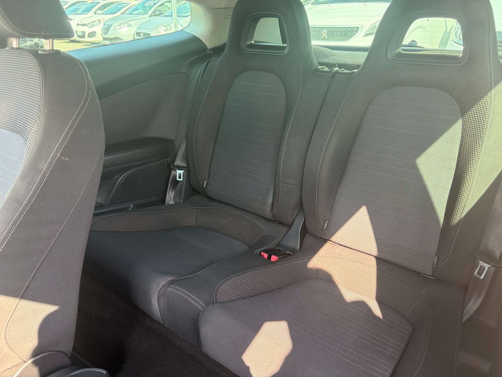 Volkswagen Scirocco  Scirocco III 2.0 tdi 140 CV