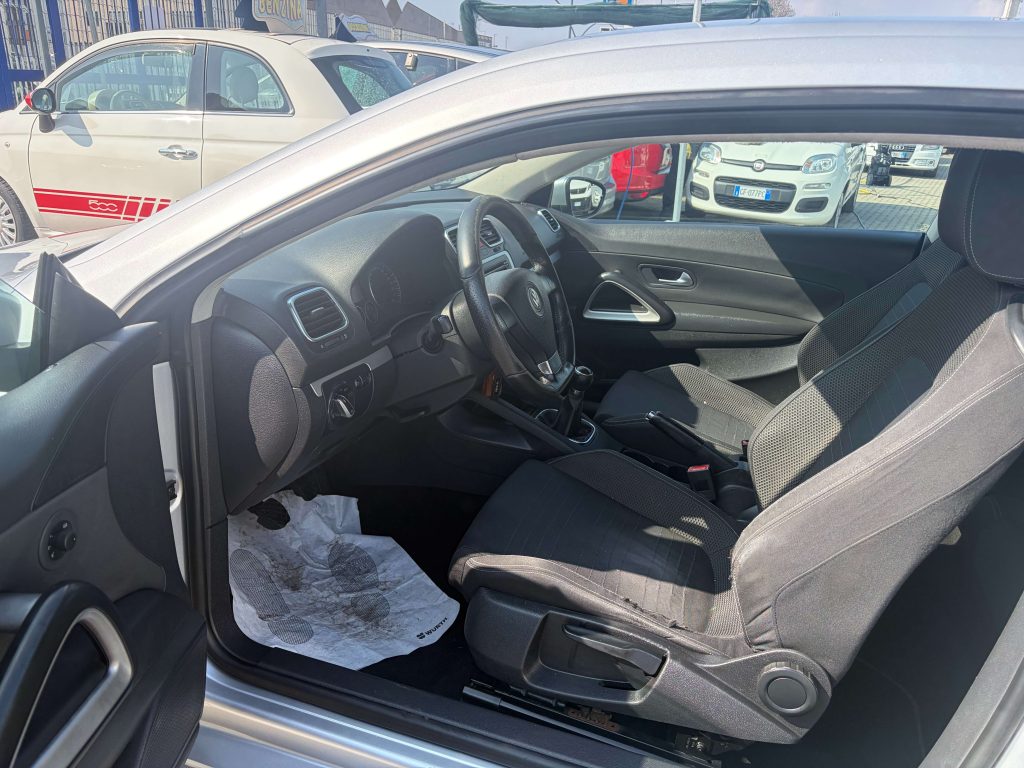 Volkswagen Scirocco  Scirocco III 2.0 tdi 140 CV