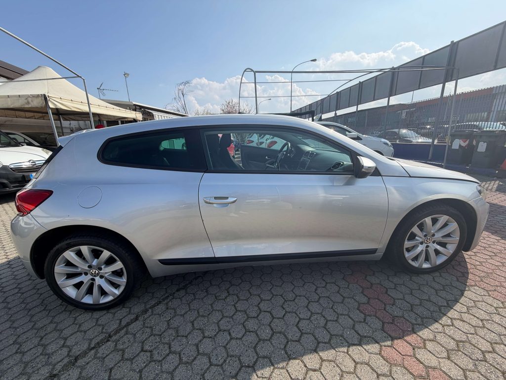 Volkswagen Scirocco  Scirocco III 2.0 tdi 140 CV