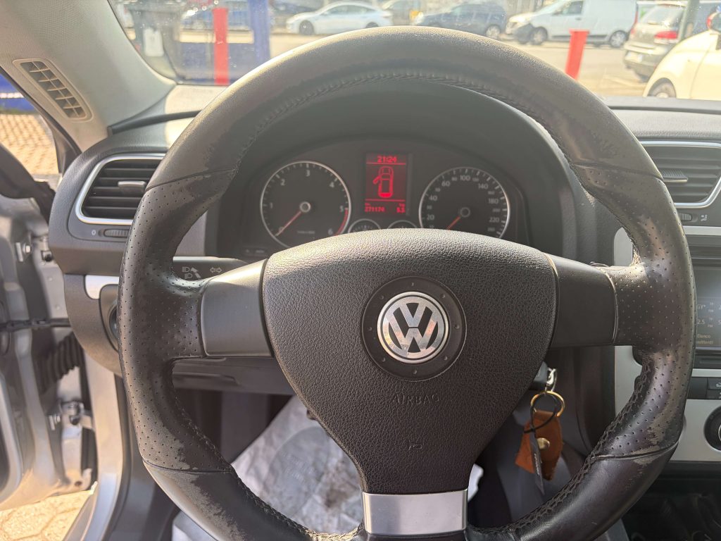 Volkswagen Scirocco  Scirocco III 2.0 tdi 140 CV