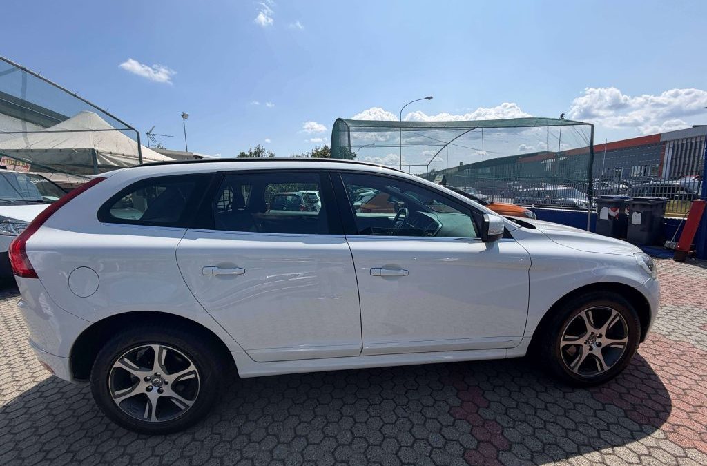 Volvo XC60  XC60 I 2.0 d4 Momentum 181cv