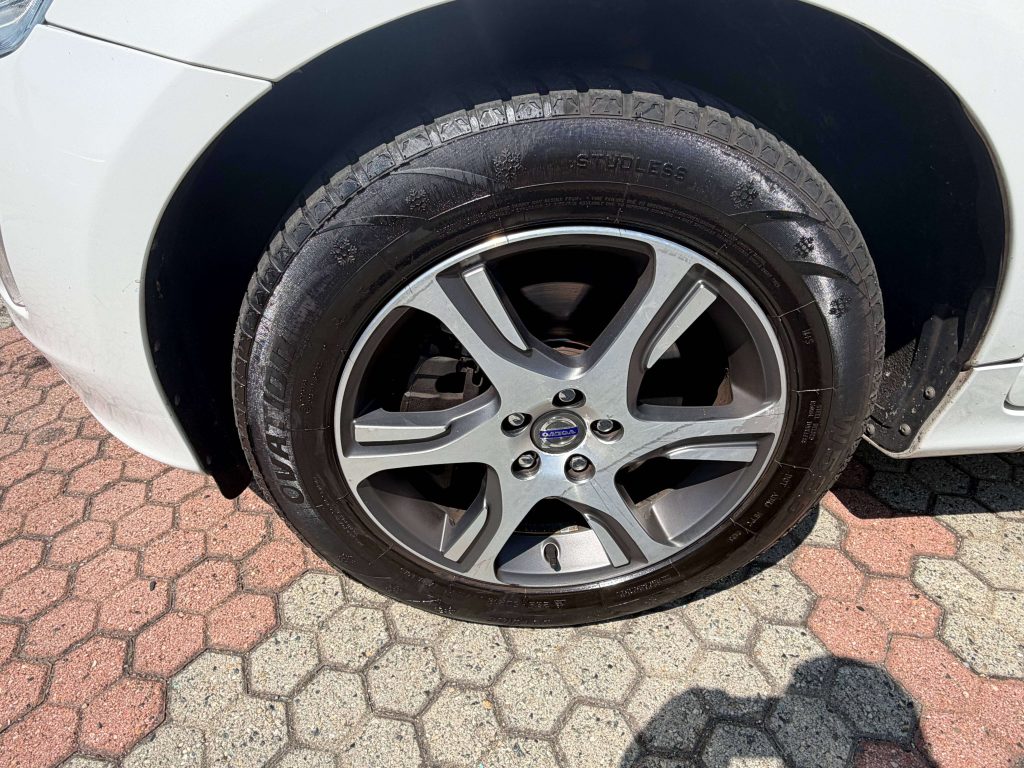 Volvo XC60  XC60 I 2.0 d4 Momentum 181cv
