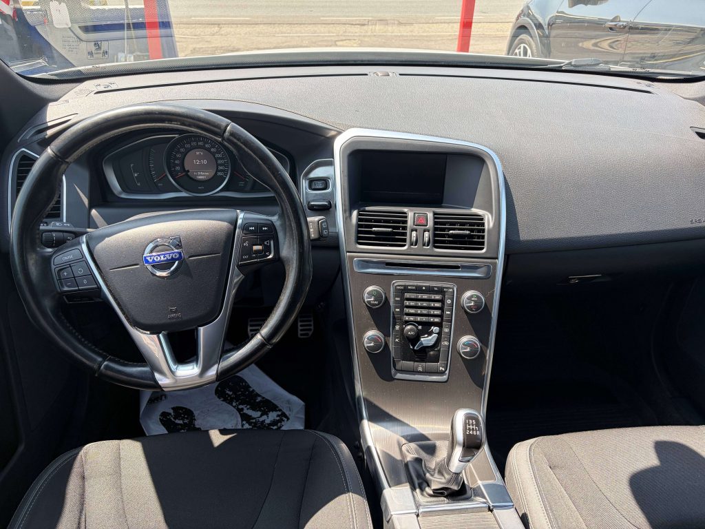 Volvo XC60  XC60 I 2.0 d4 Momentum 181cv