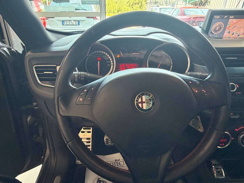 Alfa Romeo Giulietta  Giulietta III 1750 tbi Quadrifoglio Verde 235cv