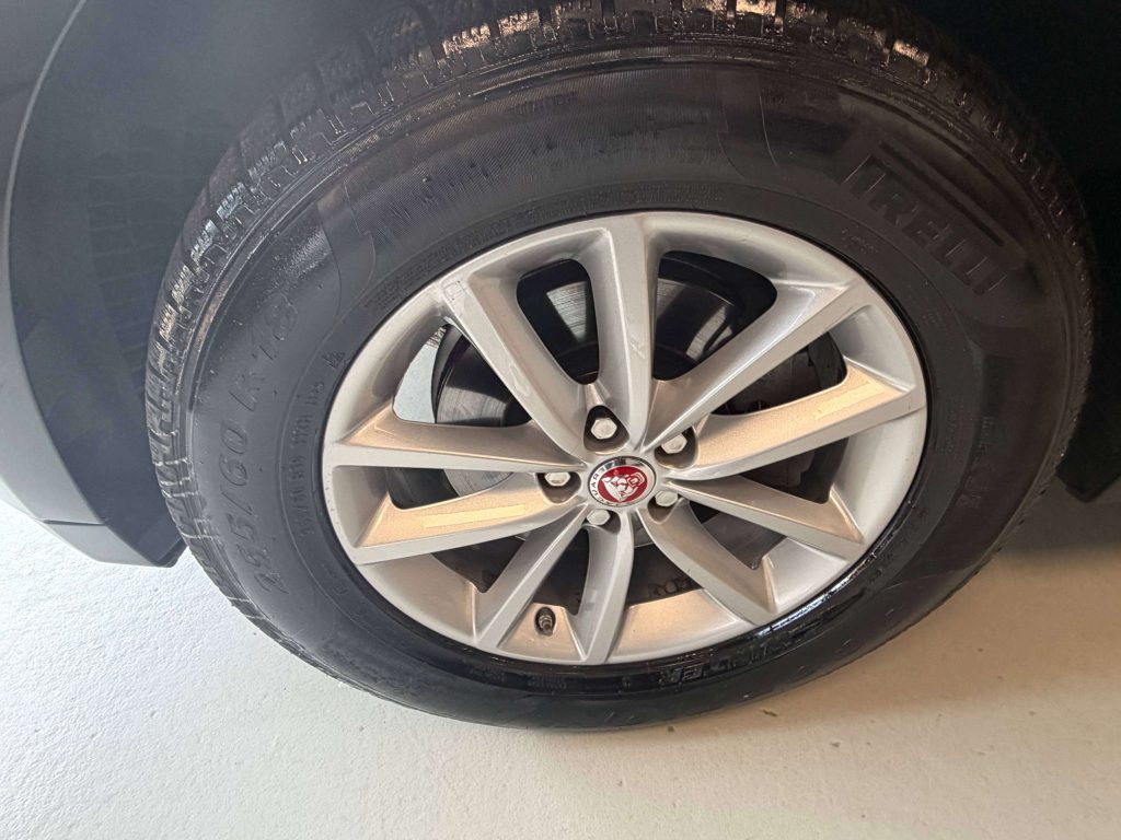 Jaguar F-Pace  F-Pace 2.0d i4 Prestige awd 180cv auto