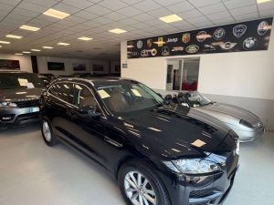 Jaguar F-Pace  F-Pace 2.0d i4 Prestige awd 180cv auto