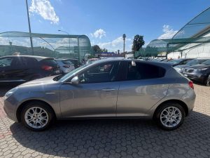 Alfa Romeo Giulietta  Giulietta 1.6 jtdm Giulietta 120cv