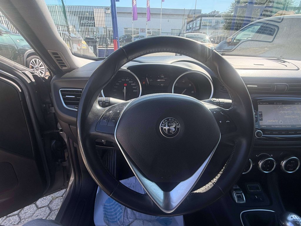 Alfa Romeo Giulietta  Giulietta 1.6 jtdm Giulietta 120cv