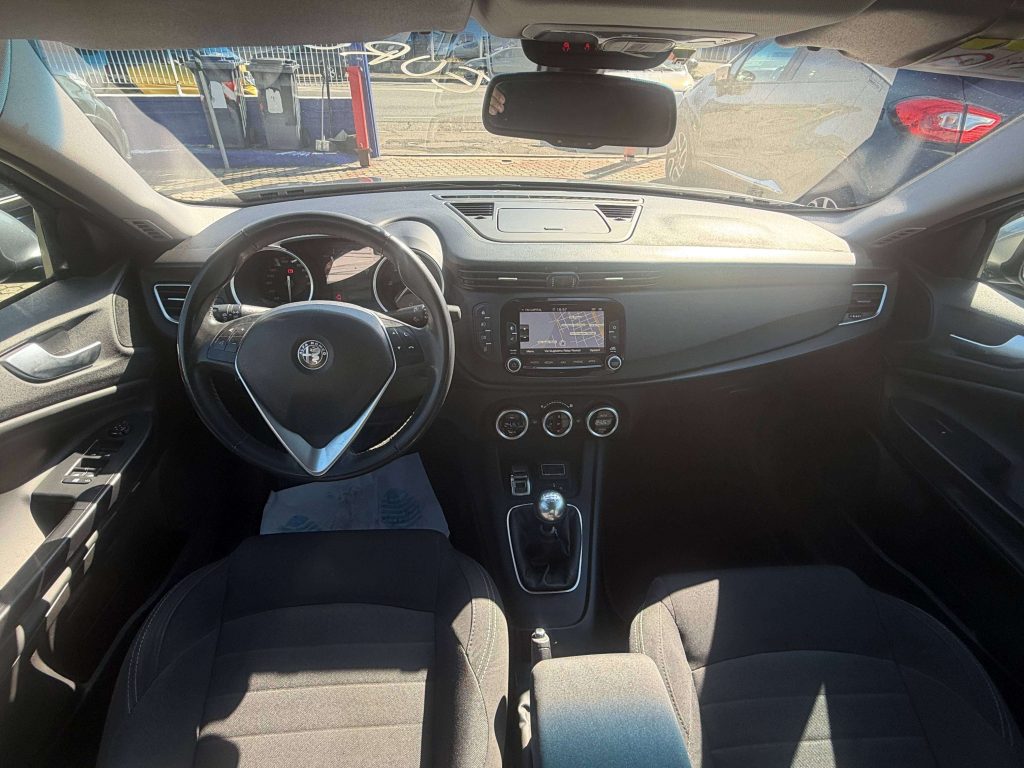 Alfa Romeo Giulietta  Giulietta 1.6 jtdm Giulietta 120cv