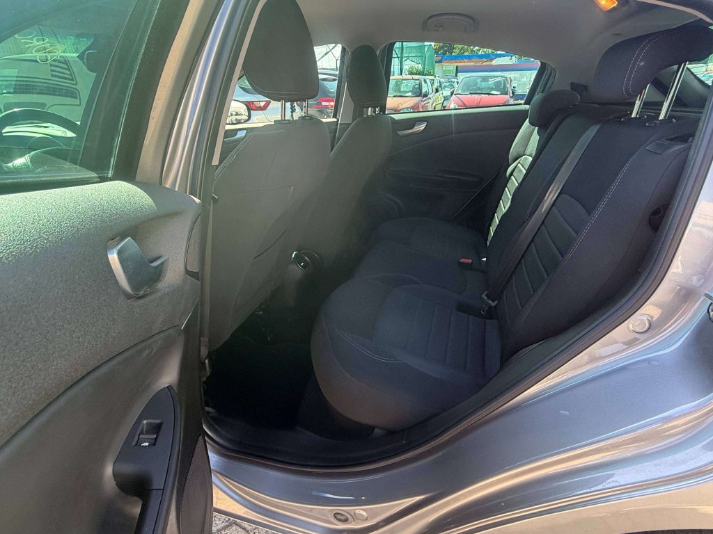 Alfa Romeo Giulietta  Giulietta 1.6 jtdm Giulietta 120cv