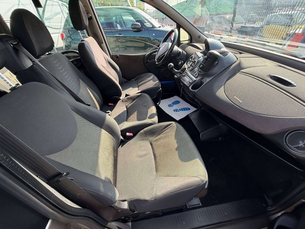 Fiat Multipla  Multipla II 1.9 mjt Active 120cv