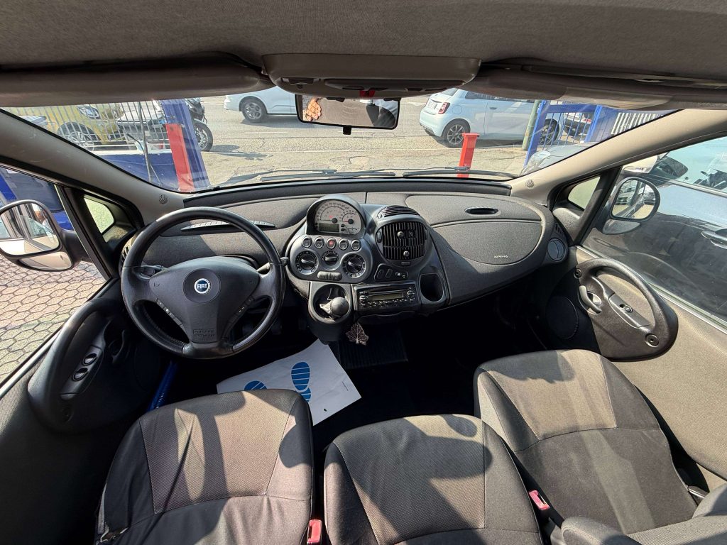 Fiat Multipla  Multipla II 1.9 mjt Active 120cv