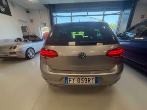 Volkswagen Golf  Golf 5p 1.6 tdi Executive 115cv