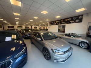Volkswagen Golf  Golf 5p 1.6 tdi Executive 115cv