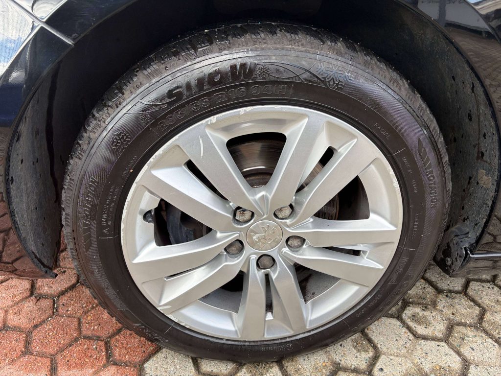 Peugeot 308  308 II SW SW 1.6 bluehdi Business s