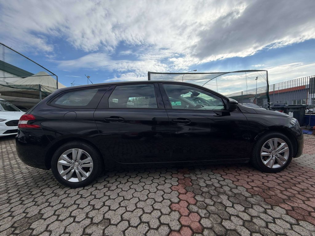 Peugeot 308  308 II SW SW 1.6 bluehdi Business s