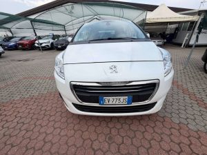 Peugeot 5008 5008 I 2009 2.0 hdi 16v Business navi 163cv auto