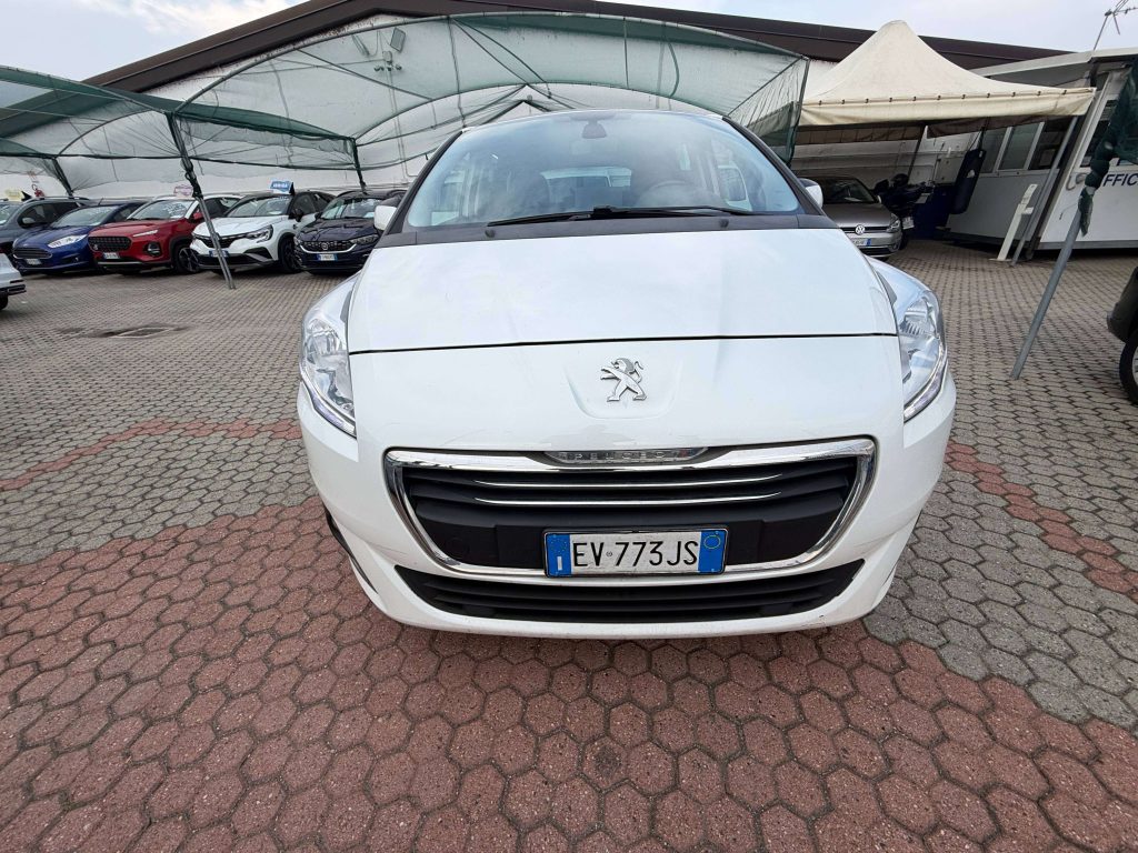 Peugeot 5008  5008 I 2009 2.0 hdi 16v Business navi 163cv auto